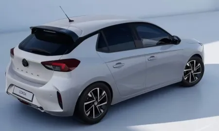 Car image 4