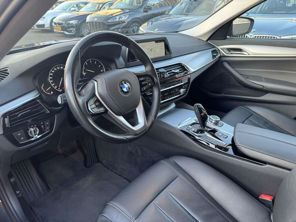 BMW 520i Touring 135 kW image number 9