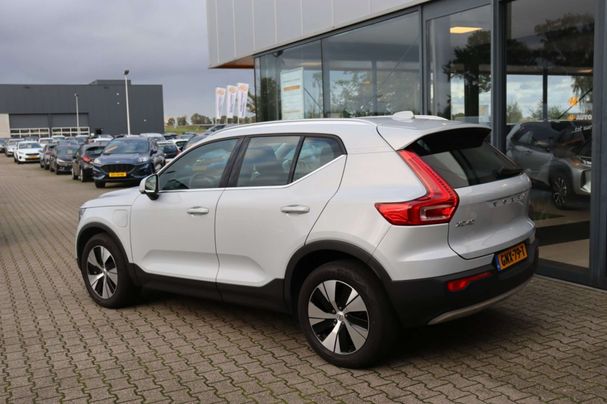 Volvo XC40 Recharge T4 Inscription Expression 155 kW image number 2