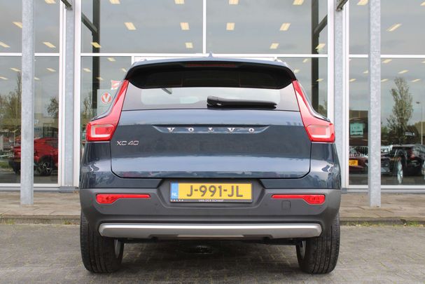 Volvo XC40 1.5 T2 95 kW image number 6