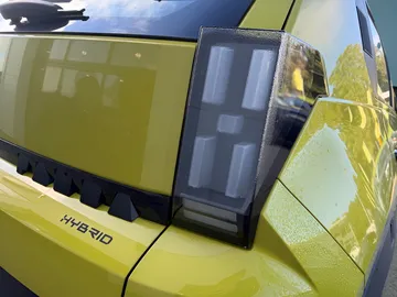 Car image 23