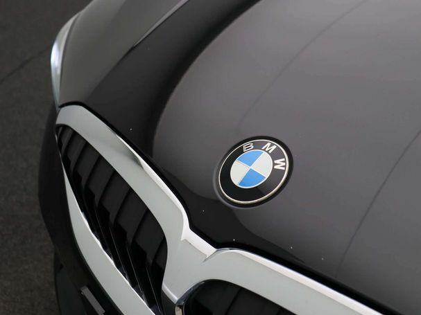 BMW 330e M 215 kW image number 36