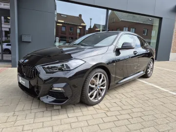 Car image 26