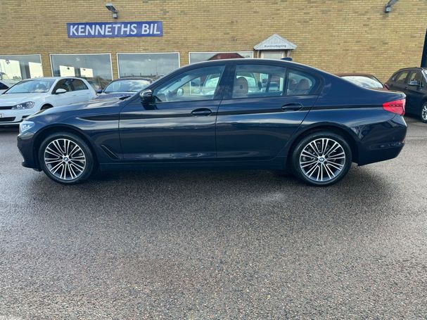 BMW 520d Sport Line 140 kW image number 5