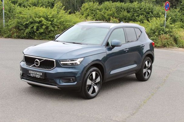 Volvo XC40 T2 Momentum 95 kW image number 1