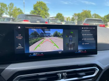 Car image 33