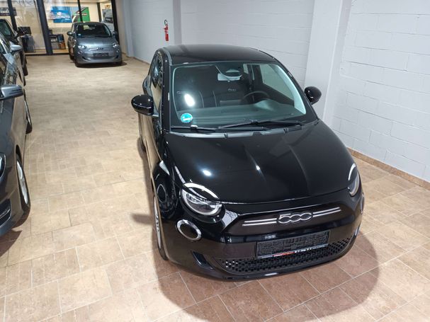 Fiat 500 e 70 kW image number 10