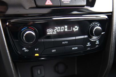 Car image 28