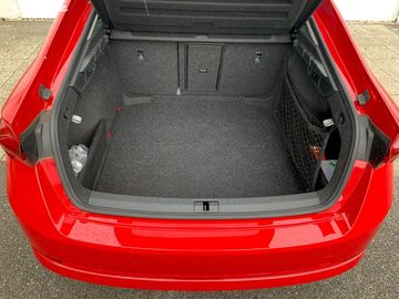 Car image 24