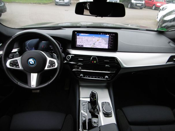 BMW 530 Touring xDrive 215 kW image number 6