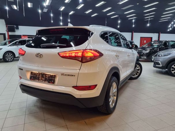 Hyundai Tucson 1.7 CRDi 2WD blue 85 kW image number 7