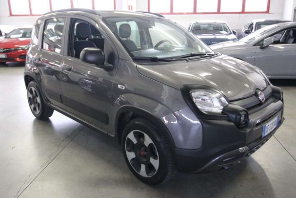 Fiat Panda Cross 1.0 Hybrid City 51 kW image number 2