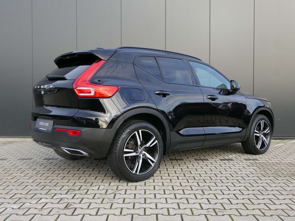 Volvo XC40 T3 120 kW image number 2