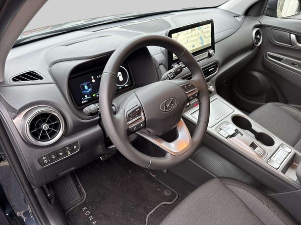 Hyundai Kona EV 150 kW image number 8