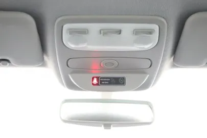 Car image 42