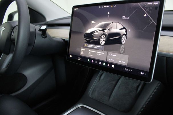 Tesla Model Y 220 kW image number 18