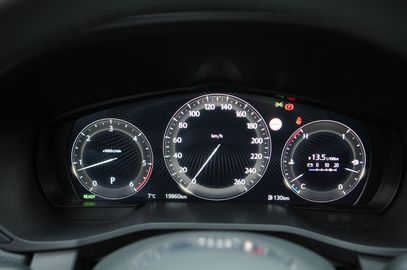 Car image 36