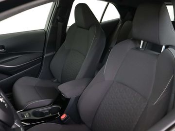 Car image 38