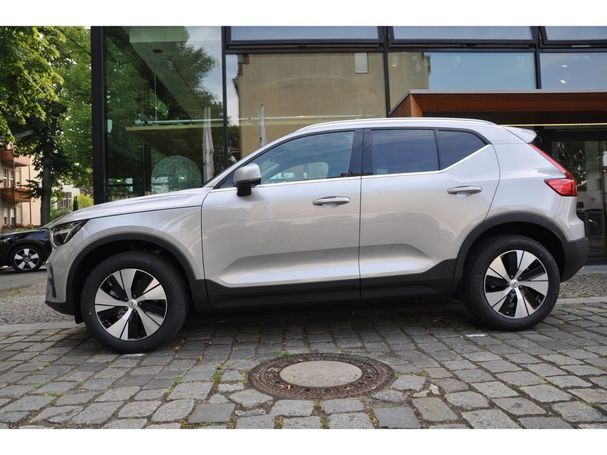 Volvo XC40 B3 Plus 120 kW image number 5