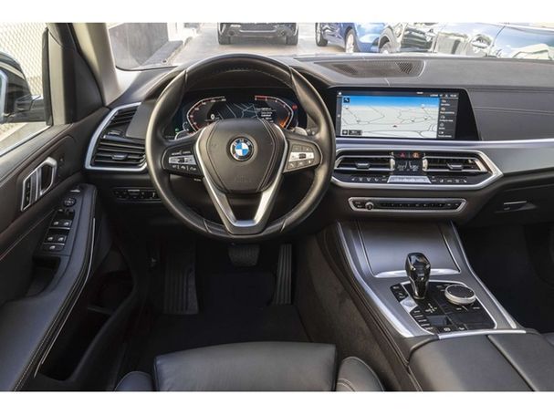 BMW X5 xDrive 195 kW image number 44