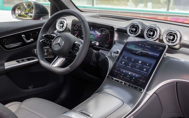 Mercedes-Benz GLC 300 198 kW image number 3