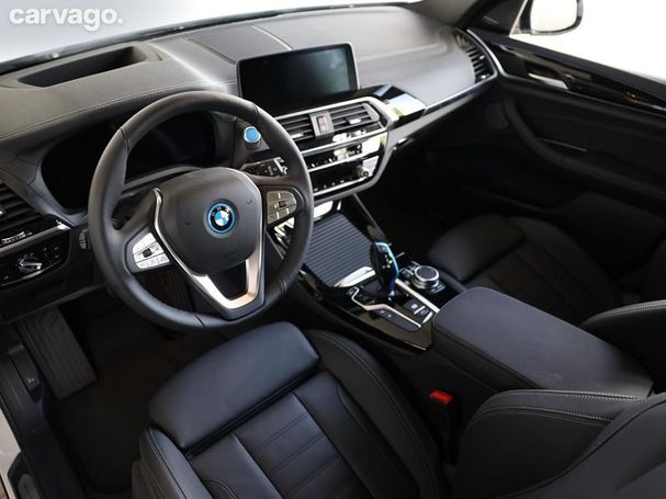 BMW iX3 210 kW image number 4