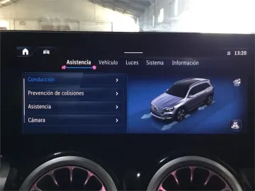 Car image 28
