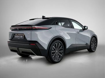 Car image 3