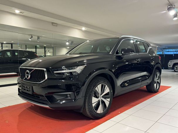 Volvo XC40 D3 AWD 110 kW image number 1