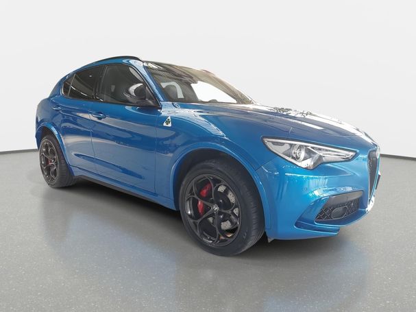 Alfa Romeo Stelvio V6 2.9 Bi-Turbo Quadrifoglio 375 kW image number 3