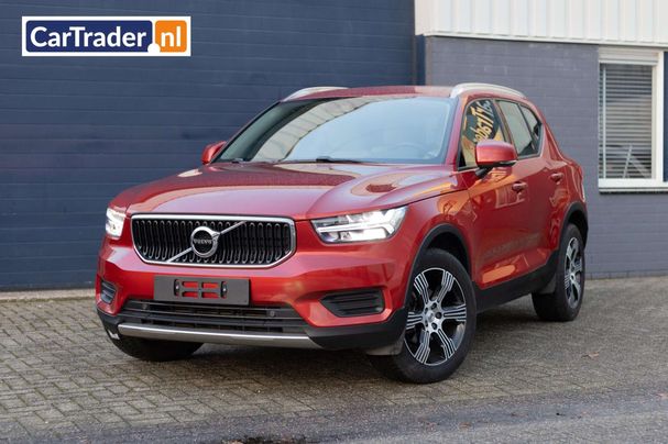 Volvo XC40 T3 Momentum Pro 120 kW image number 2