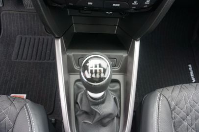 Car image 21