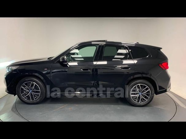 BMW iX1 xDrive30 M Sport 230 kW image number 4