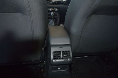 Car image 45