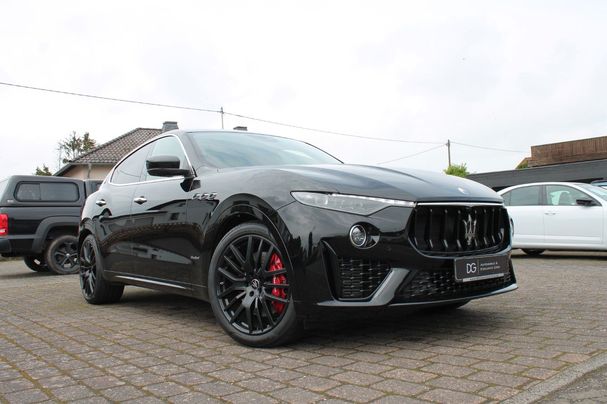 Maserati Levante Q4 GranSport 257 kW image number 3