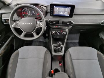 Car image 15