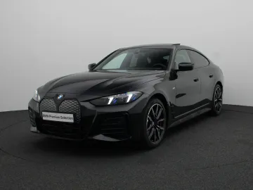 Car image 32
