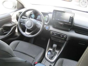 Car image 11