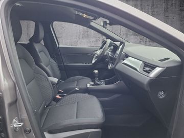 Car image 11