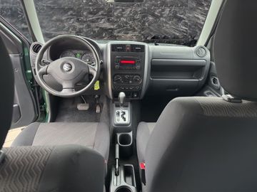 Car image 10