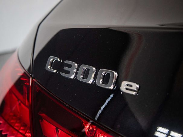 Mercedes-Benz C 300 e AMG Line Plus 230 kW image number 14