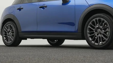 Car image 22