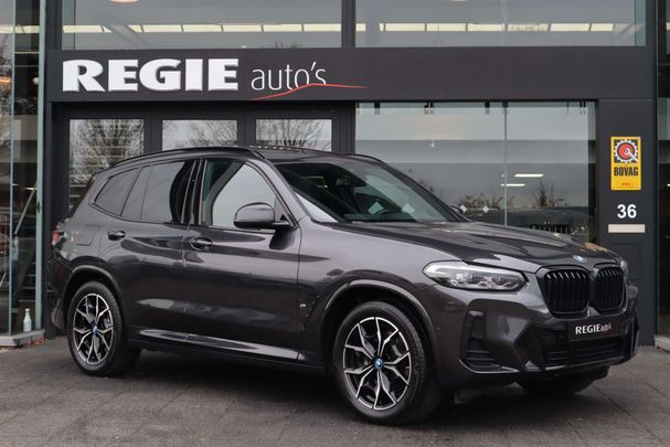 BMW X3 xDrive30e 215 kW image number 1