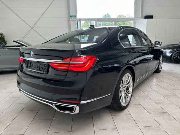 BMW 750i xDrive 330 kW image number 33