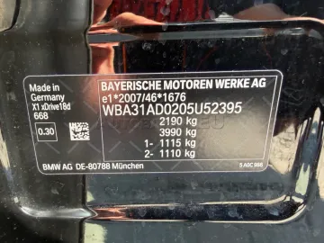 Car image 35