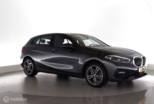 BMW 118i 103 kW image number 3