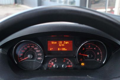 Car image 22