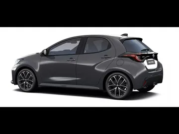 Car image 5