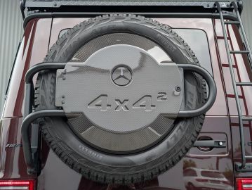 Car image 30