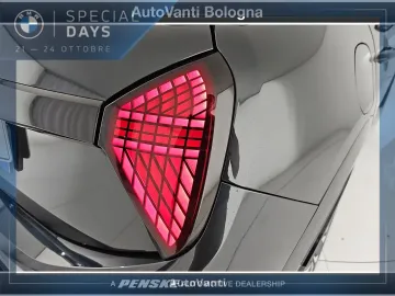 Car image 35